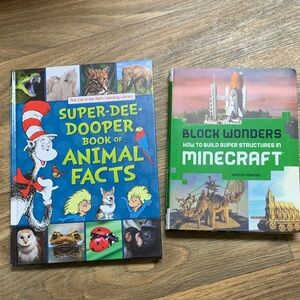 Super-Dee-Doo Book of Animal Facts and Minecraft Book